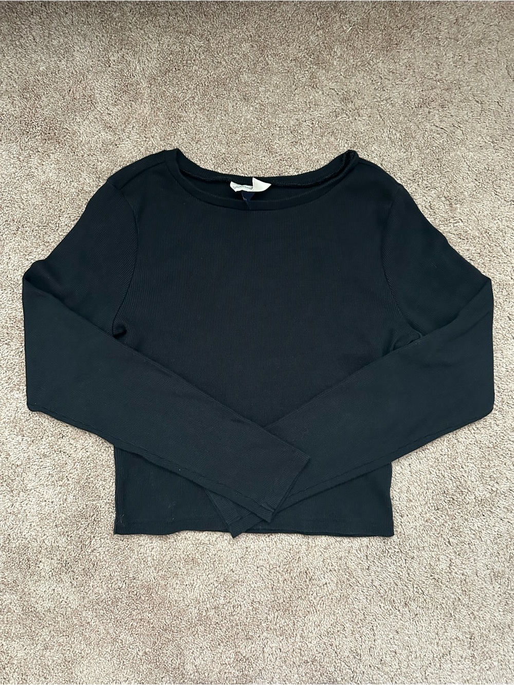 Universal Thread Black Ribbed Long Sleeve Crop Top